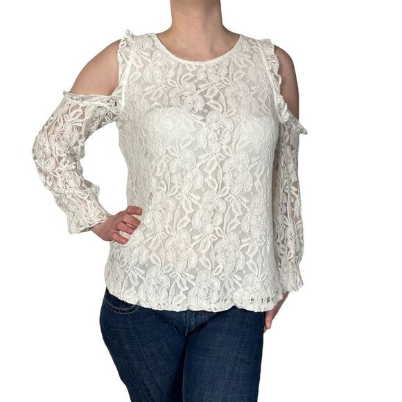 Entro White Lace Flower Long Sleeve Blouse with Cut Out Shoulders - Picture 1 of 10